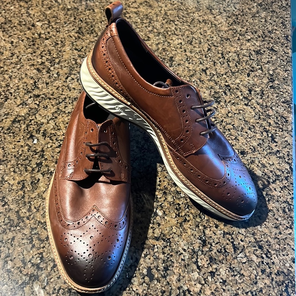 Ecco ST1 size 11 men’s
